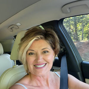 Meet your Posher, Alisa